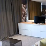 Otel Nar Trebin