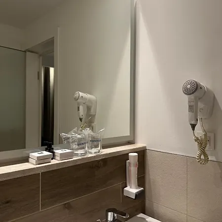 Nar Hotel 4*
