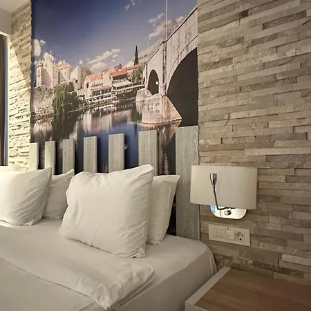 Nar Hotel 4*
